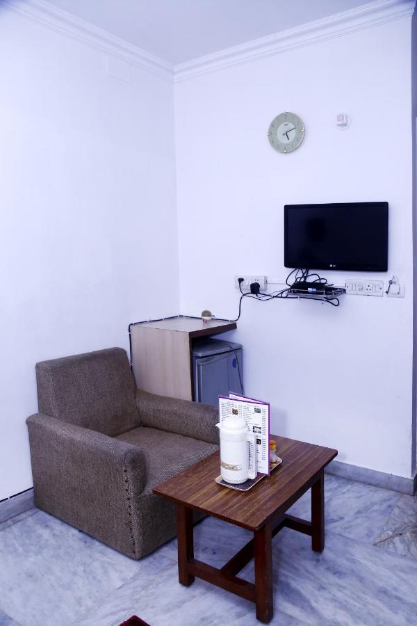 พัตรา ฮอลิเดย์ โฮม Villa เดลี ภายนอก รูปภาพ