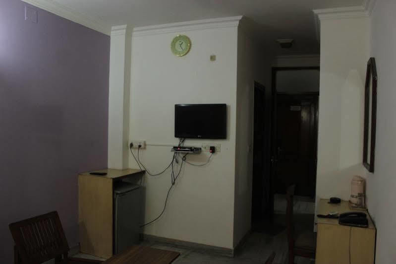 พัตรา ฮอลิเดย์ โฮม Villa เดลี ภายนอก รูปภาพ